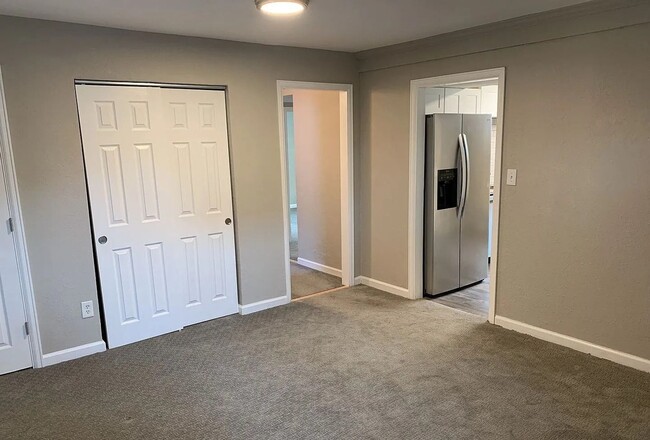 Building Photo - Live Steps from Sloan’s Lake – Beautiful 2 Bed, 1 Bath Garden-Level Apartment!