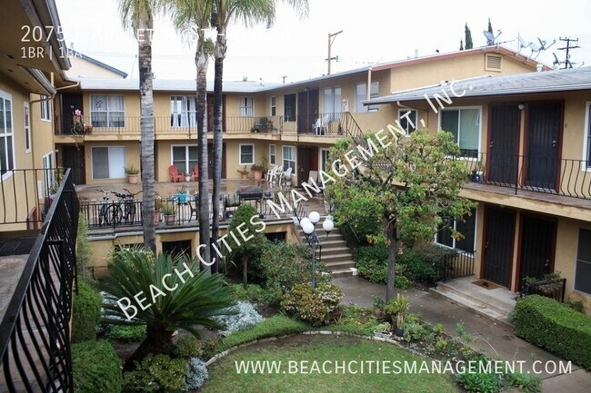 Foto del edificio - 2075 E Appleton St