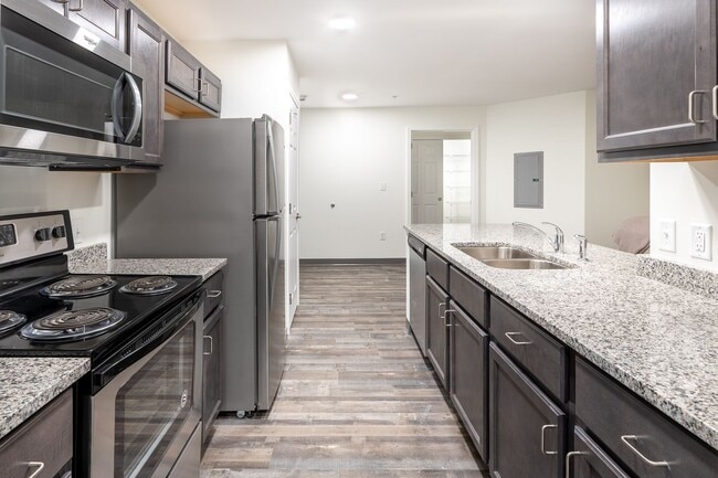 Anagnost Upper Valley, LLC/Altaria Apts