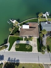 Building Photo - 301 22nd St