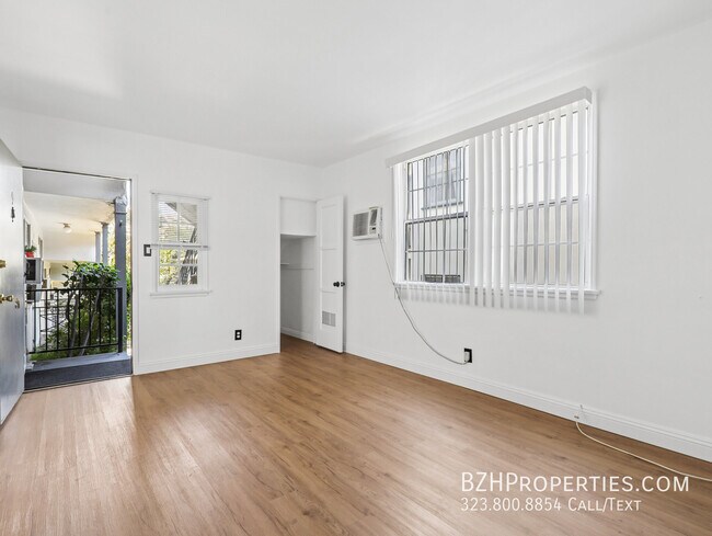 Foto del edificio - 4010 Los Feliz Blvd