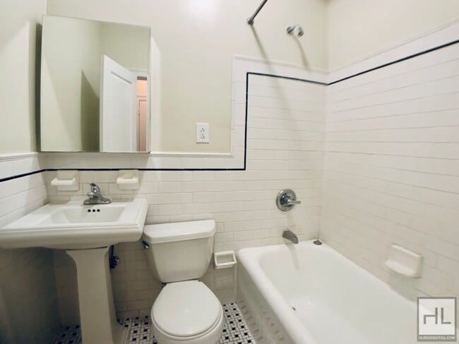 Building Photo - SECOND AVENUE