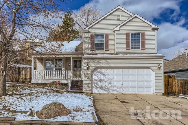 Building Photo - 525 Entrada Dr