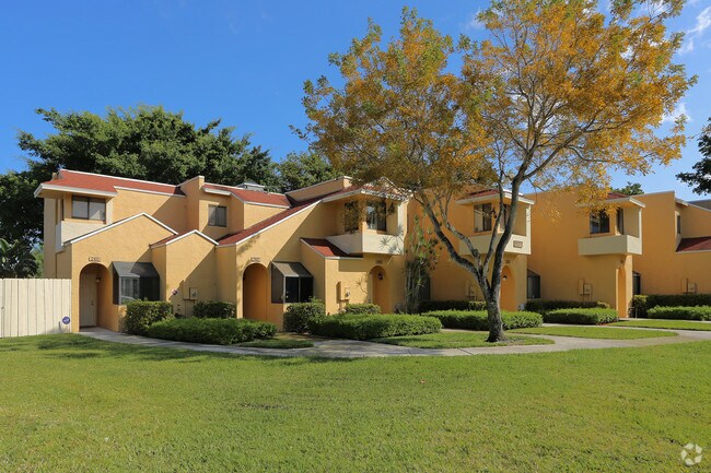 Casas adosadas - Savannah Place Apartments