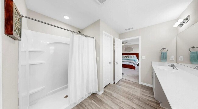 Foto del edificio - Spacious 5bed - With Amenities!