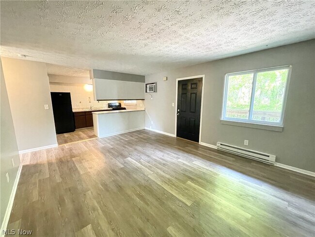 Foto del edificio - 480 Massillon Rd