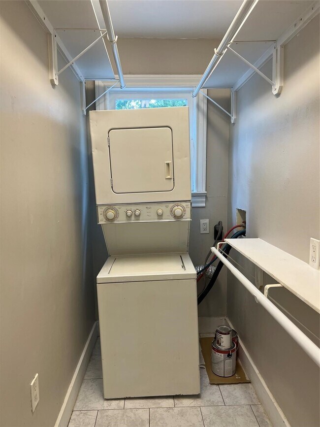 Foto del edificio - 4219 Lamar St