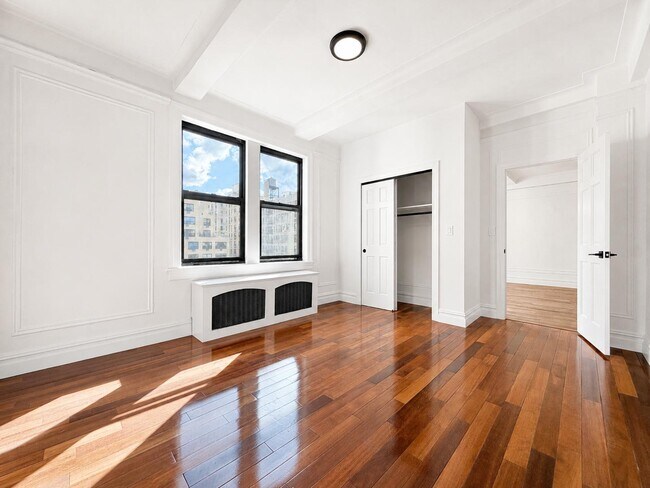 Foto del edificio - 308 W 104th St