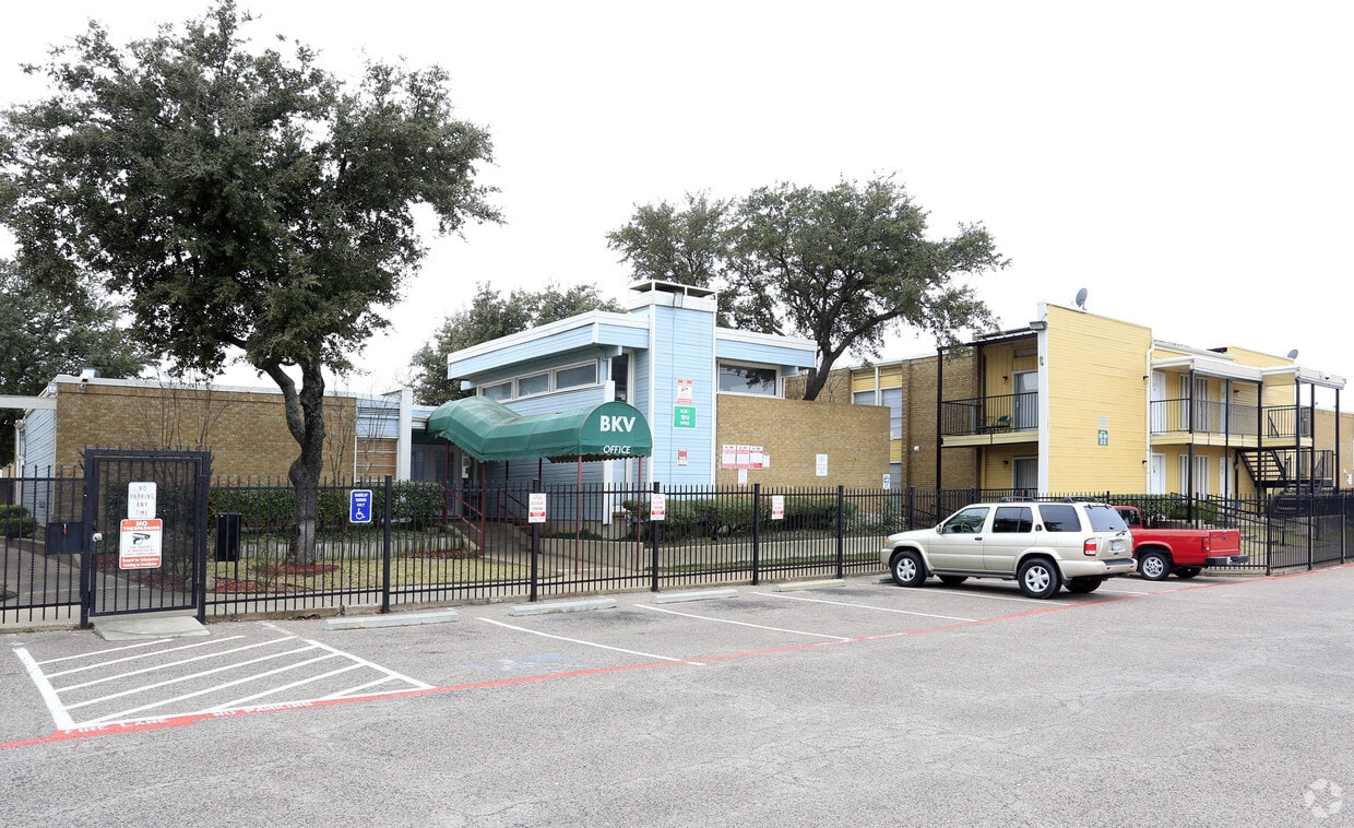 Building Photo - Buckner Village