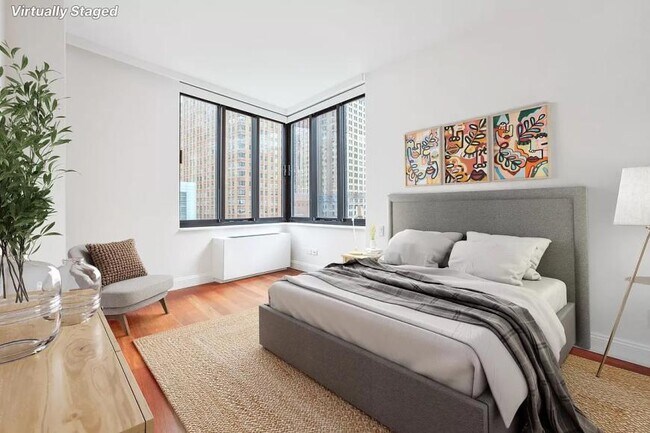 Building Photo - 3 bedroom in NEW YORK NY 10280