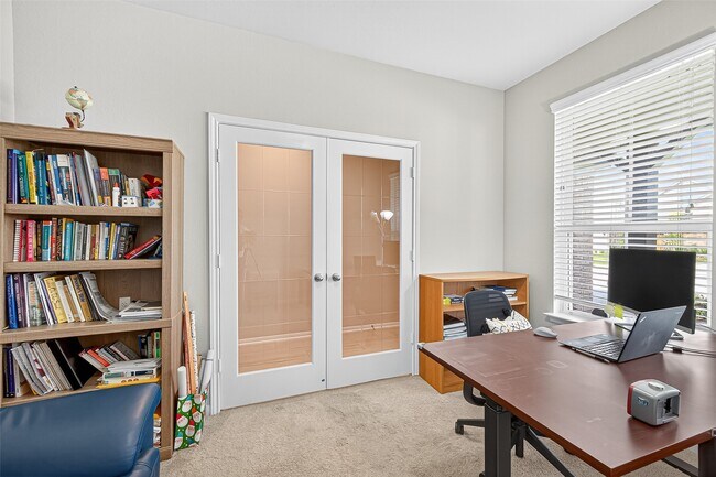 Foto del edificio - 21319 Tropisea Dr