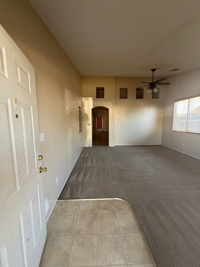 Building Photo - Charming 4-Bedroom Home in Emerald Estates