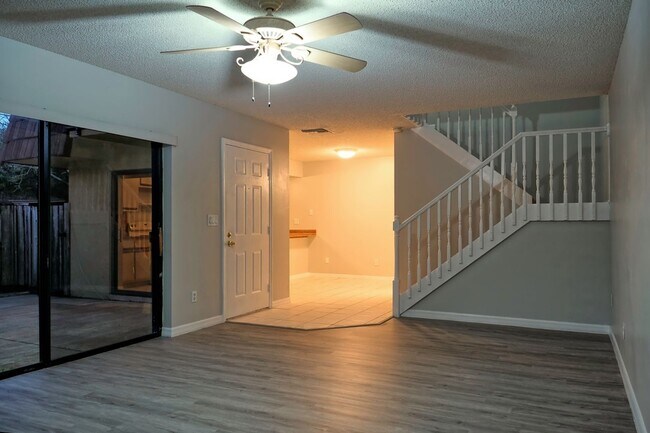 Building Photo - Available now! Middlebrook Pines