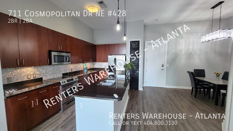Primary Photo - 711 Cosmopolitan Dr NE