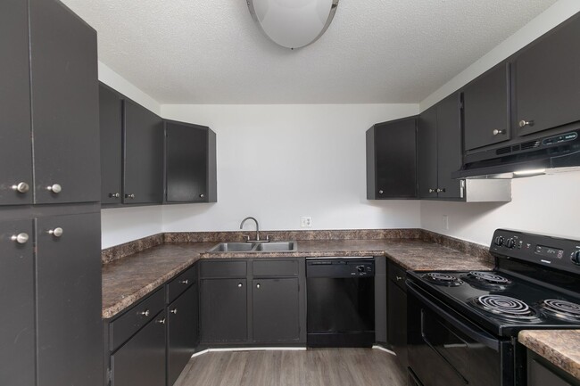 Interior Photo - 5th Avenue Apartments