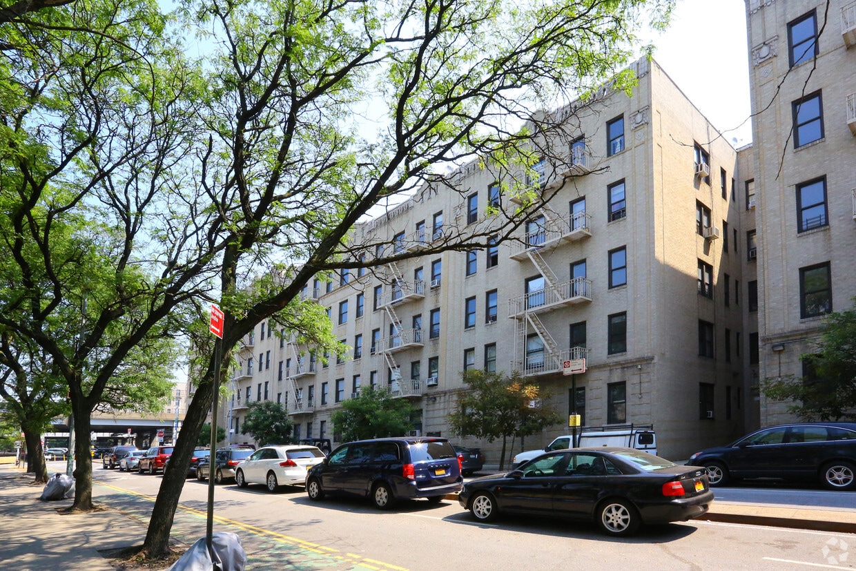 5 Cabrini Blvd, New York, NY 10033 Apartments in New York, NY
