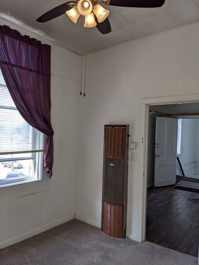 Foto del edificio - 620 Logan St