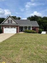 Building Photo - 124 Hurdle Ln