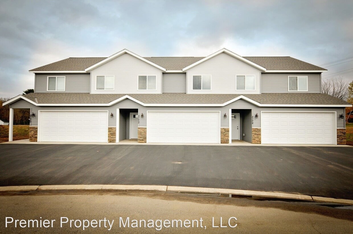 Primary Photo - 2274 Liberty Glen Loop