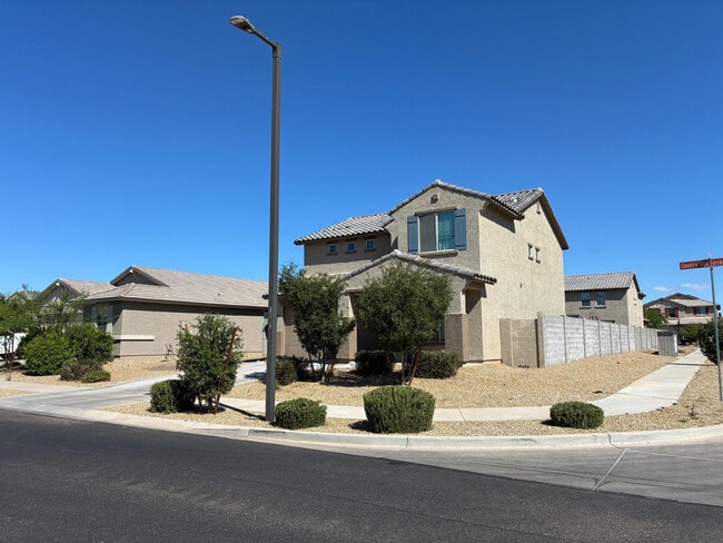 Foto del edificio - 17540 W Country Club Terrace