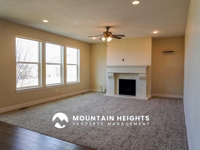 Building Photo - 2274 S 50 E