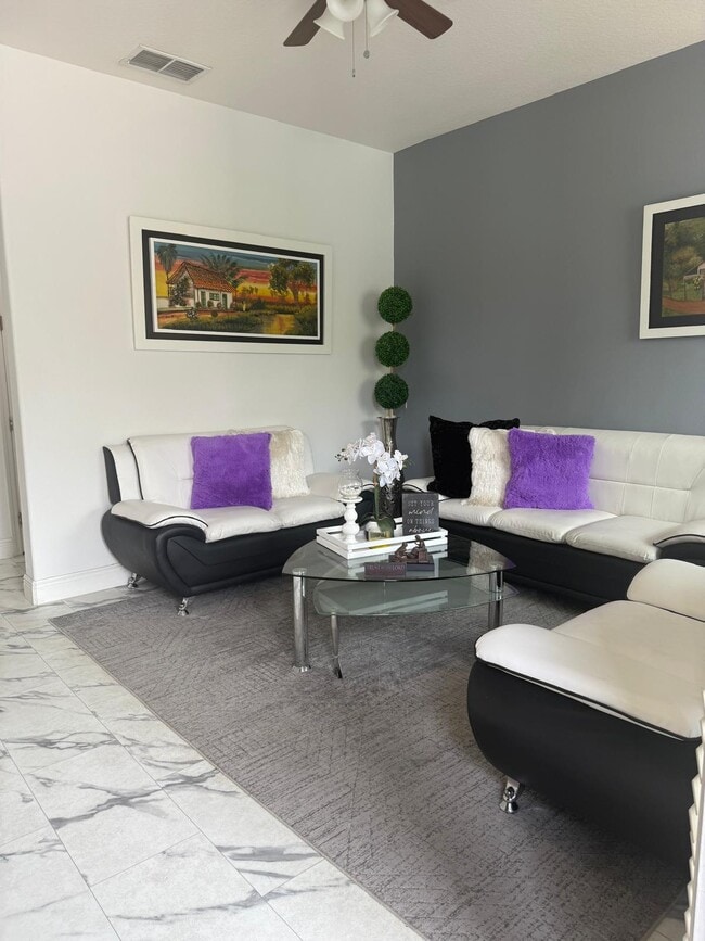 Foto del edificio - 2065 Chatham Place Dr