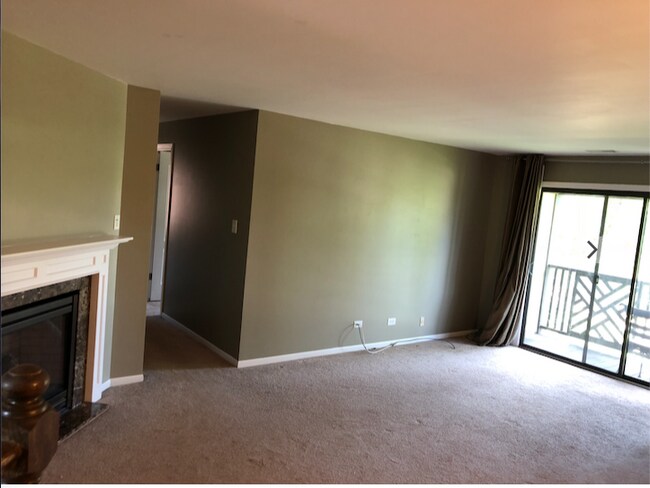 living room - 1485 Johnstown Ln