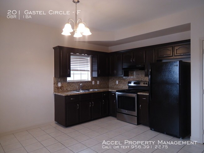 Building Photo - 201 Gastel Cir