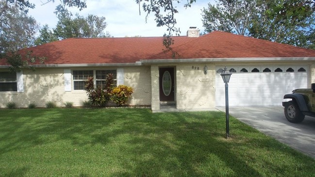 Building Photo - 828 Black Duck Dr