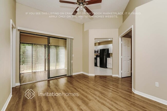 Foto del edificio - 653 Middlebury Loop