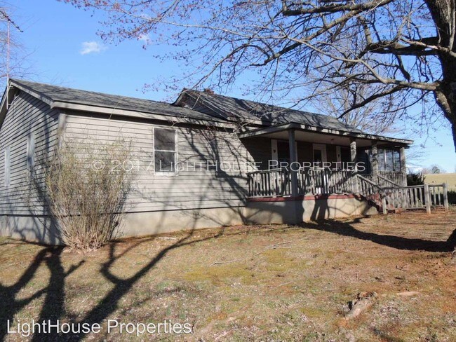 Building Photo - 1684 Terrace View Rd