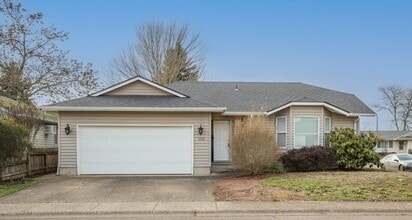 Building Photo - 2726 S 12th St