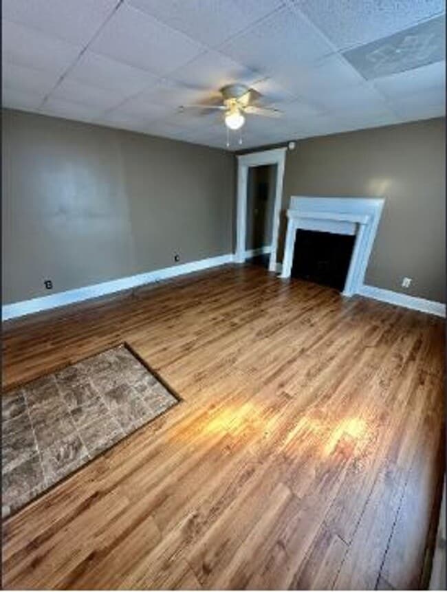 Foto del edificio - 263 E Loudon Ave