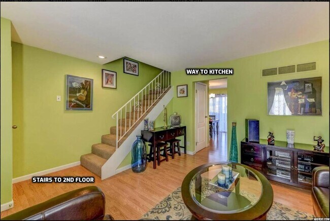 Foto del edificio - 1210 Clarkson Ct