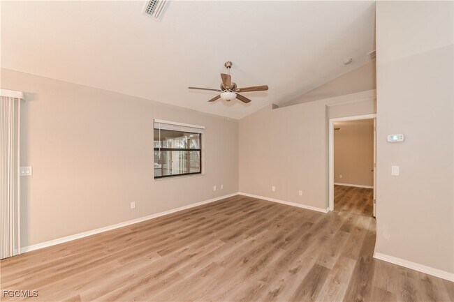 Foto del edificio - 3767 Acorn St