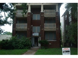 Building Photo - 2701-2703 Benton Blvd