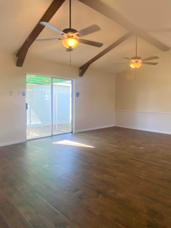 Building Photo - 204 S Norma Dr