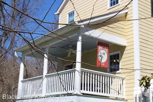 Building Photo - 316 Westover Dr