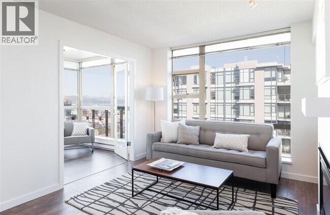 Photo du bâtiment - 1316 W 11th Ave