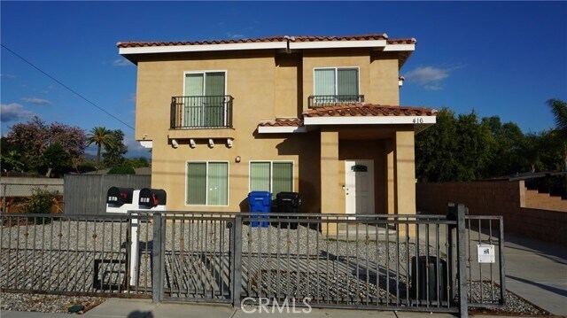 Primary Photo - 416 N Dalton Ave