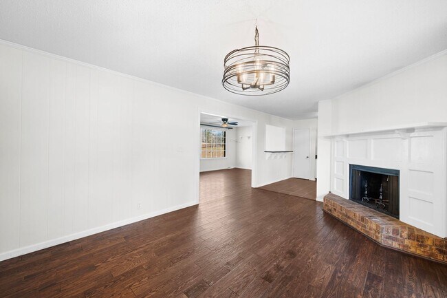 Foto del edificio - 2560 Memorial Dr