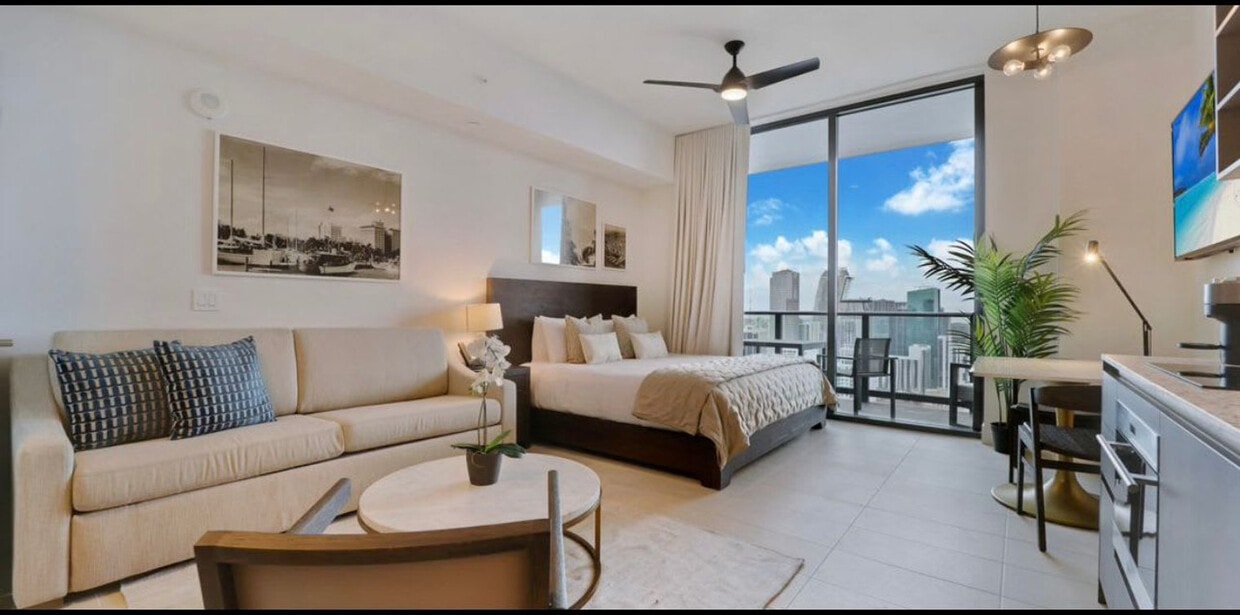 Foto principal - 159 NE 6th St
