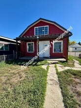 Building Photo - 1642 S Warren Ave