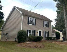 Building Photo - 2186 Newbury Rd