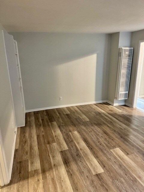 Foto del edificio - 1930 W Station St