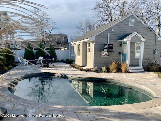 Primary Photo - 141 Maple Dr