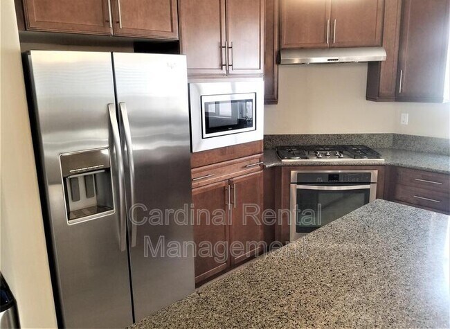 Building Photo - 5036 Mosaic Ct