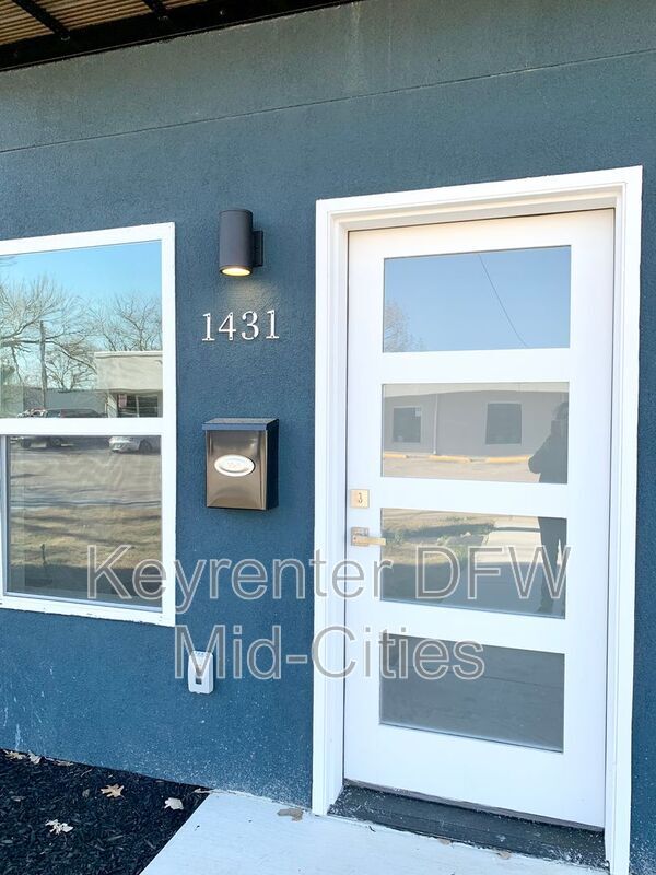 Photo - 1431 Pearson St House