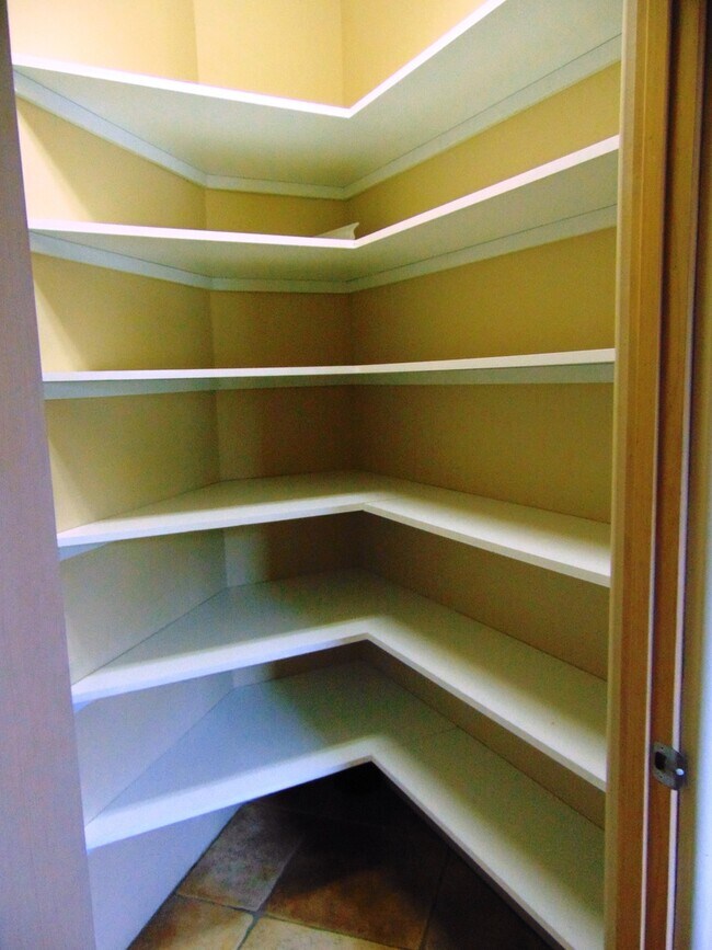 Foto del edificio - 416 Calle Kokopelli - *LEASE PENDING*