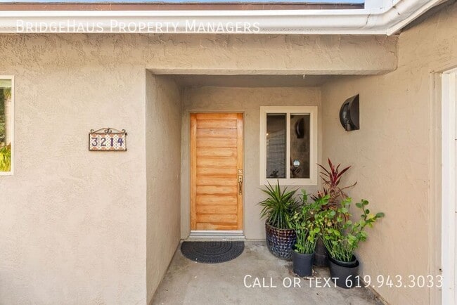 Building Photo - 3214 Mira Mesa Ave